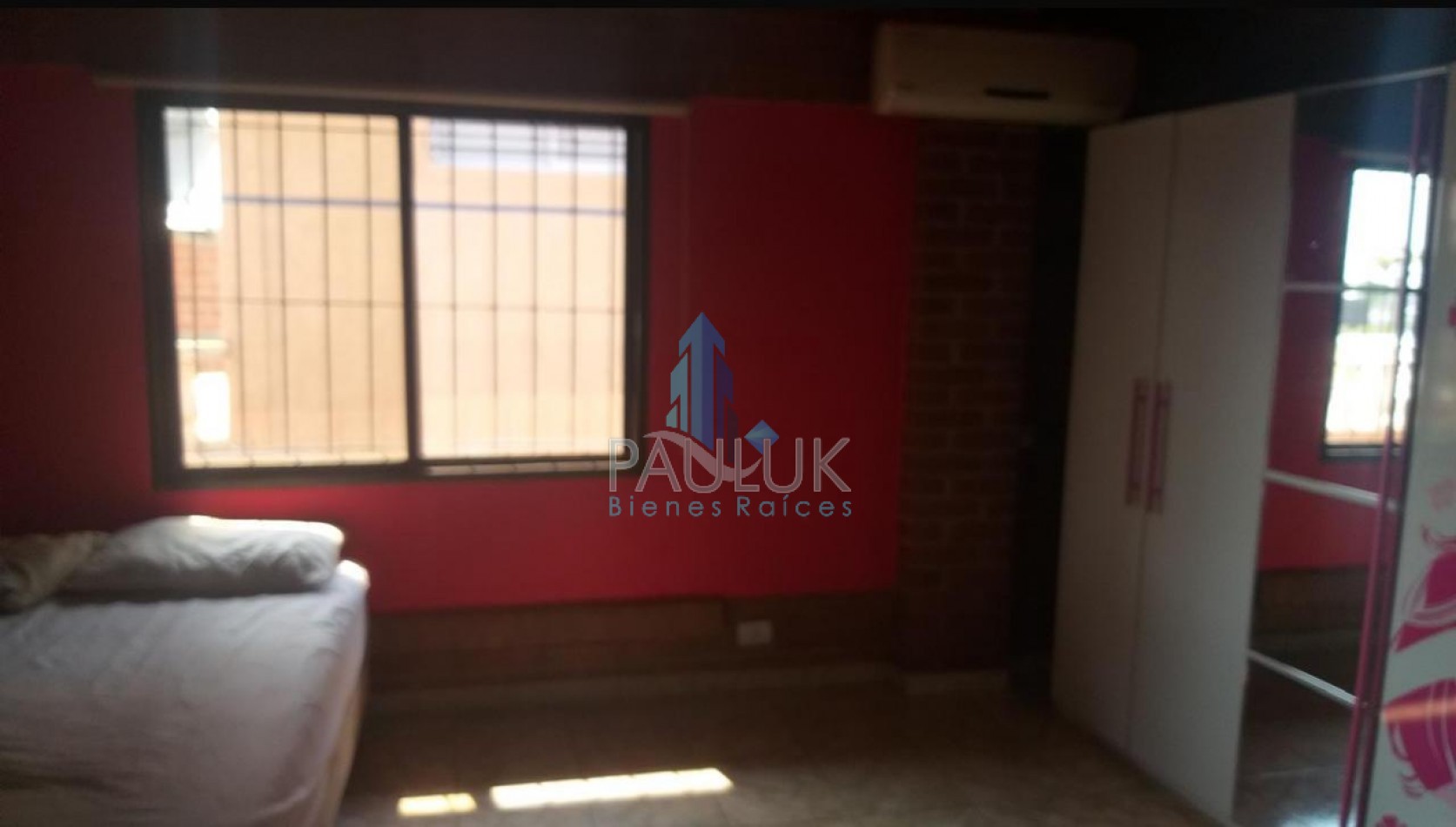 2 CASAS Y UN DEPARTAMENTO
