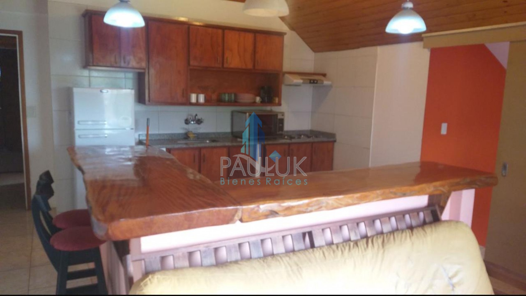2 CASAS Y UN DEPARTAMENTO